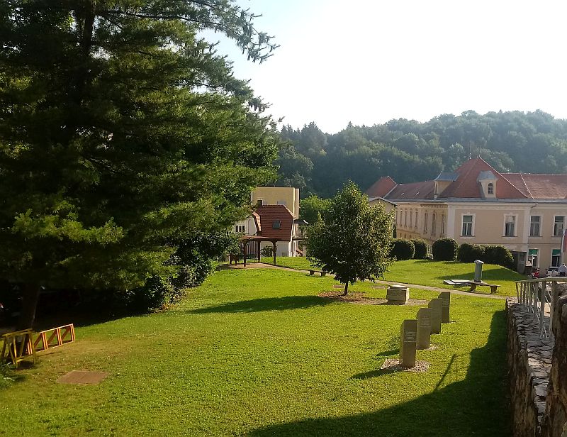 Otroški svet bo letos potekal v parku Rastoče knjige pri KMJ.