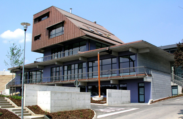 VŠUP